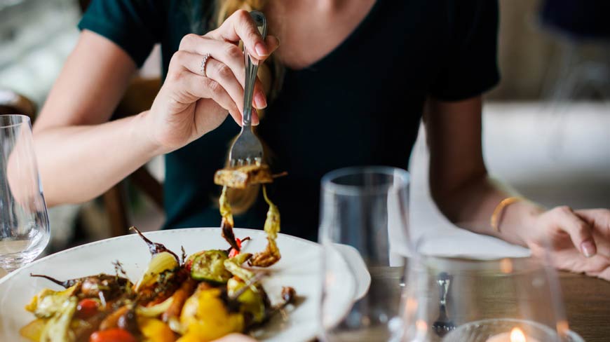 4 Ways to Reduce Gas & Bloating Without Medicine