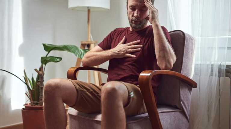 Can Acid Reflux Cause Heart Palpitations? Gastro FAQ
